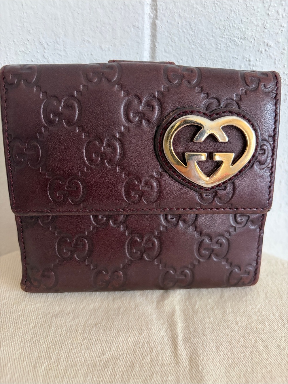 Gucci Heart Interlocking G Embossed Leather Wallet - Brown